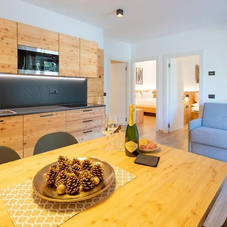 Apartment Brenta Rosso - Charme Fai della Paganella