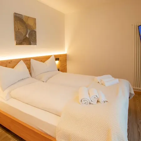 Brenta Rosso - Charme Apartment Fai della Paganella