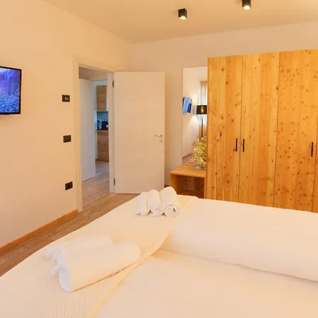 Apartment Brenta Rosso - Charme Fai della Paganella